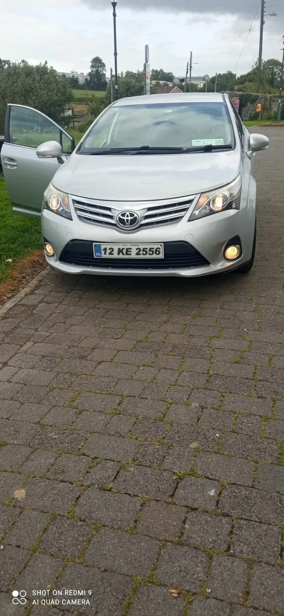 Toyota Avensis 2012 - Image 2