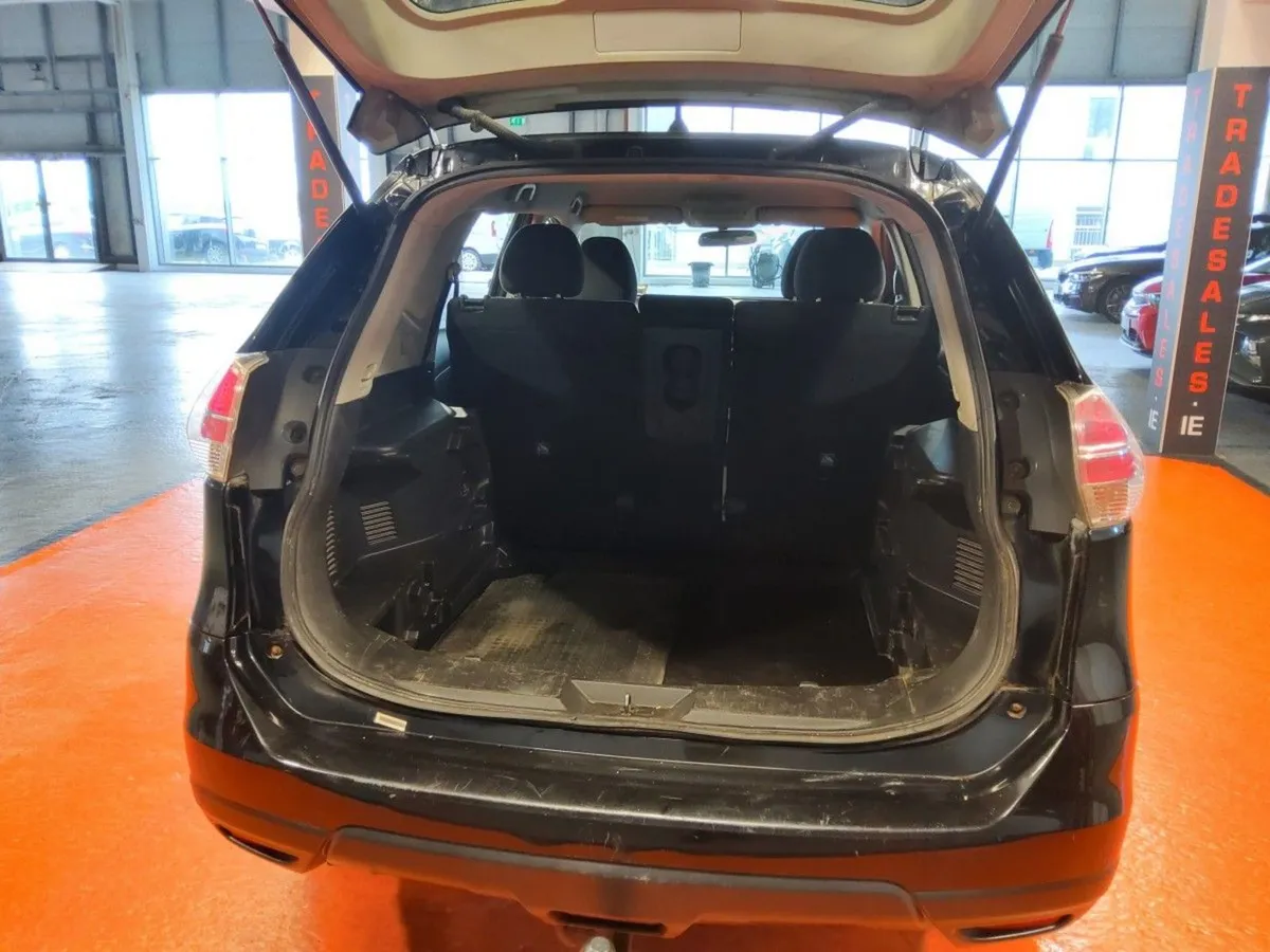 Nissan X-Trail 1.6d XE (5seater) - Image 4
