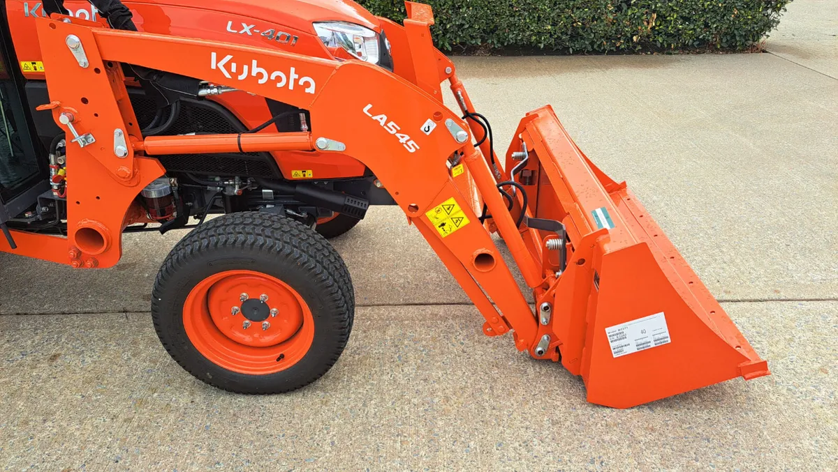 2024 Kubota LX401 Tractor for Auction - Image 4