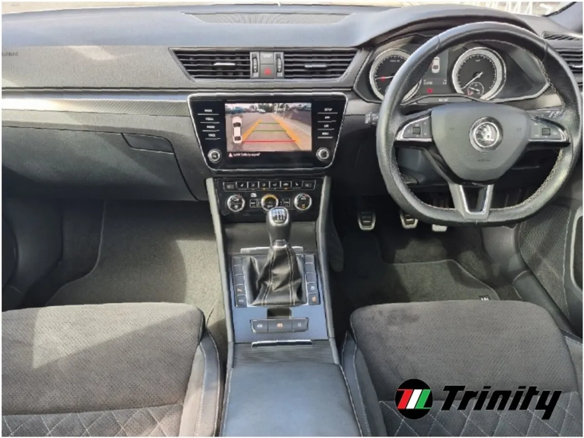Skoda Superb Sportline Stunning Car Huge Spec Tri - Image 2