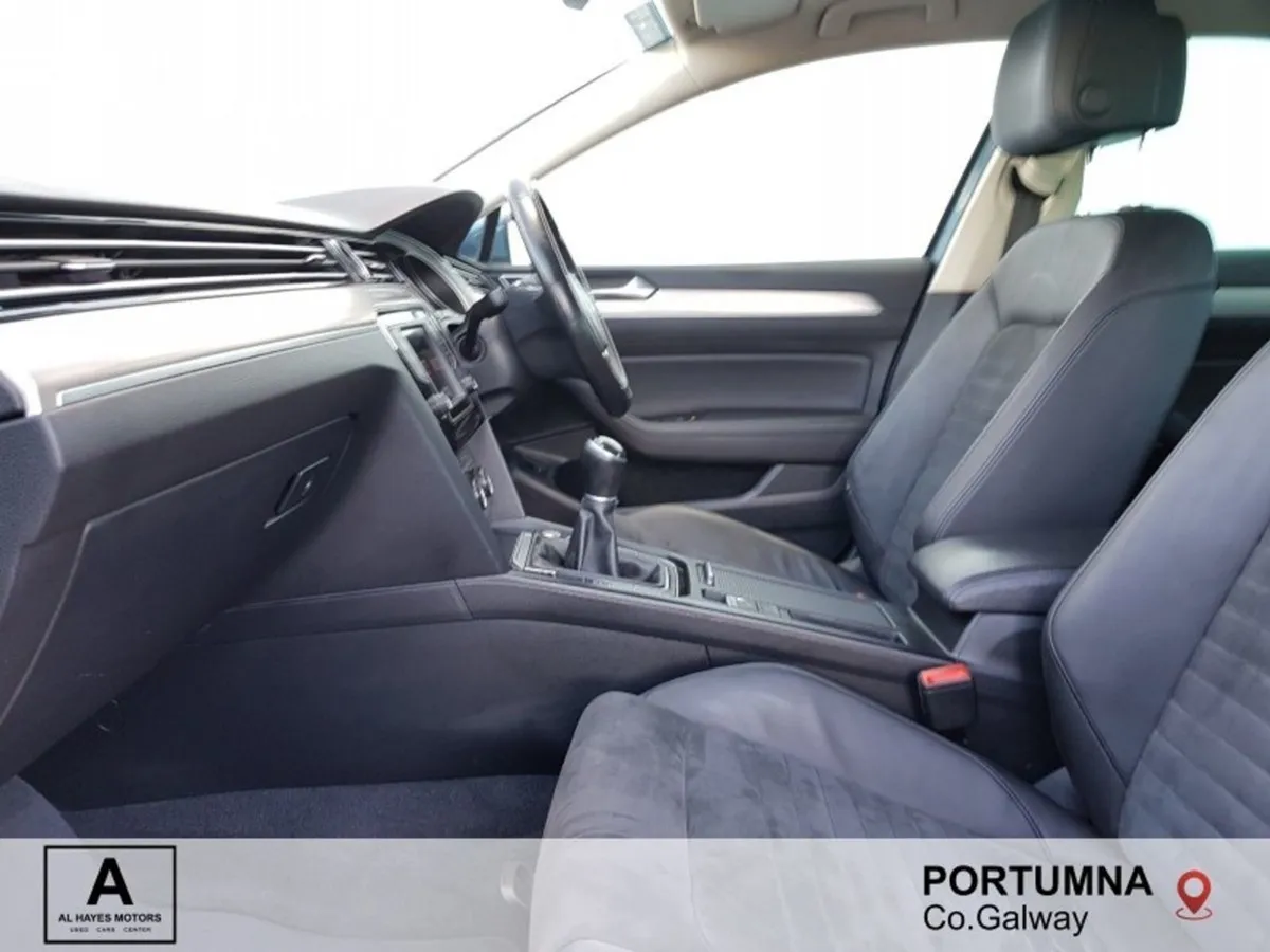 Volkswagen Passat Highline 1.6 TDI 6speed 120BHP - Image 4