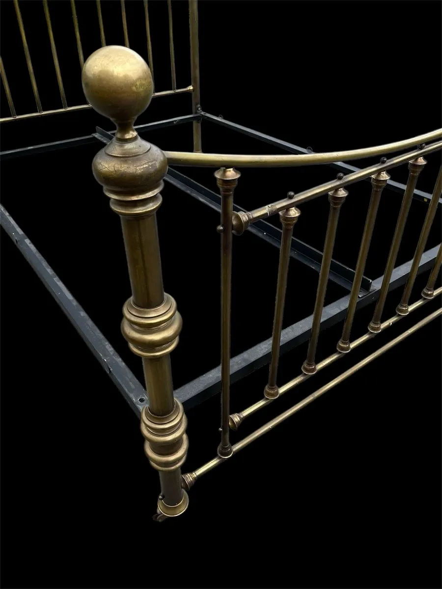 Stunning Antique brass  5 feet  bed - Image 4