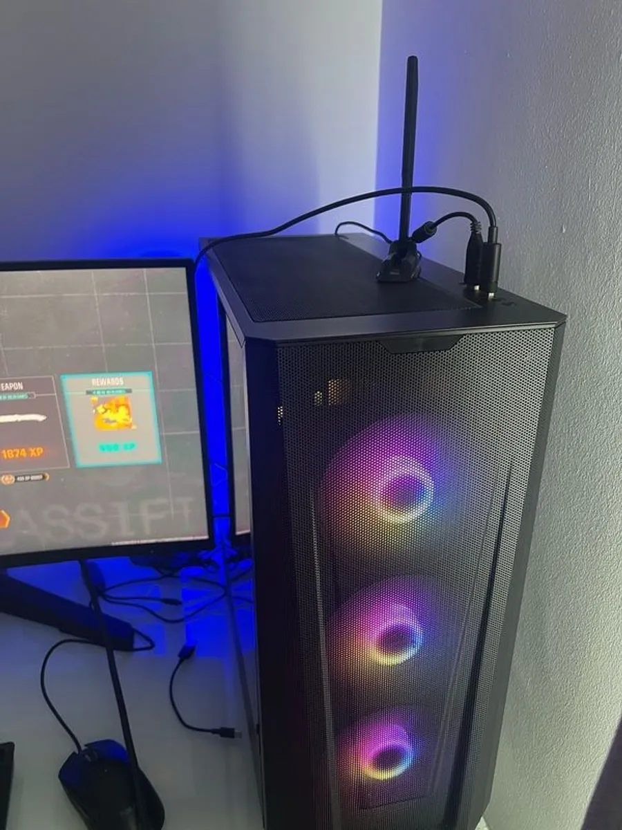 High End Gaming Setup - Image 2