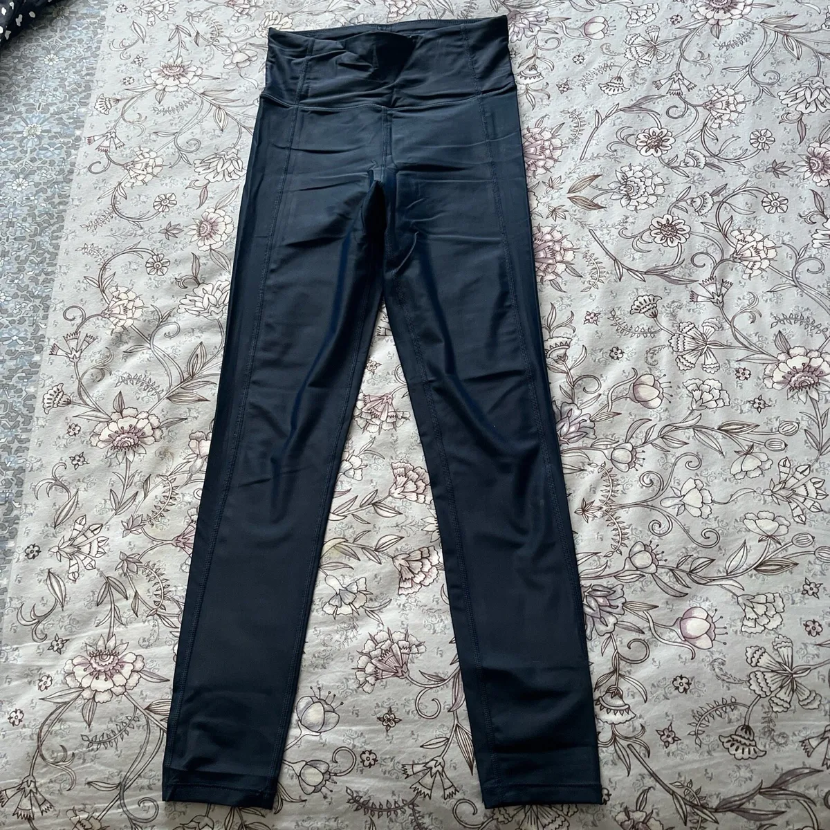 Sweaty Betty Navy High Shine. - Image 1
