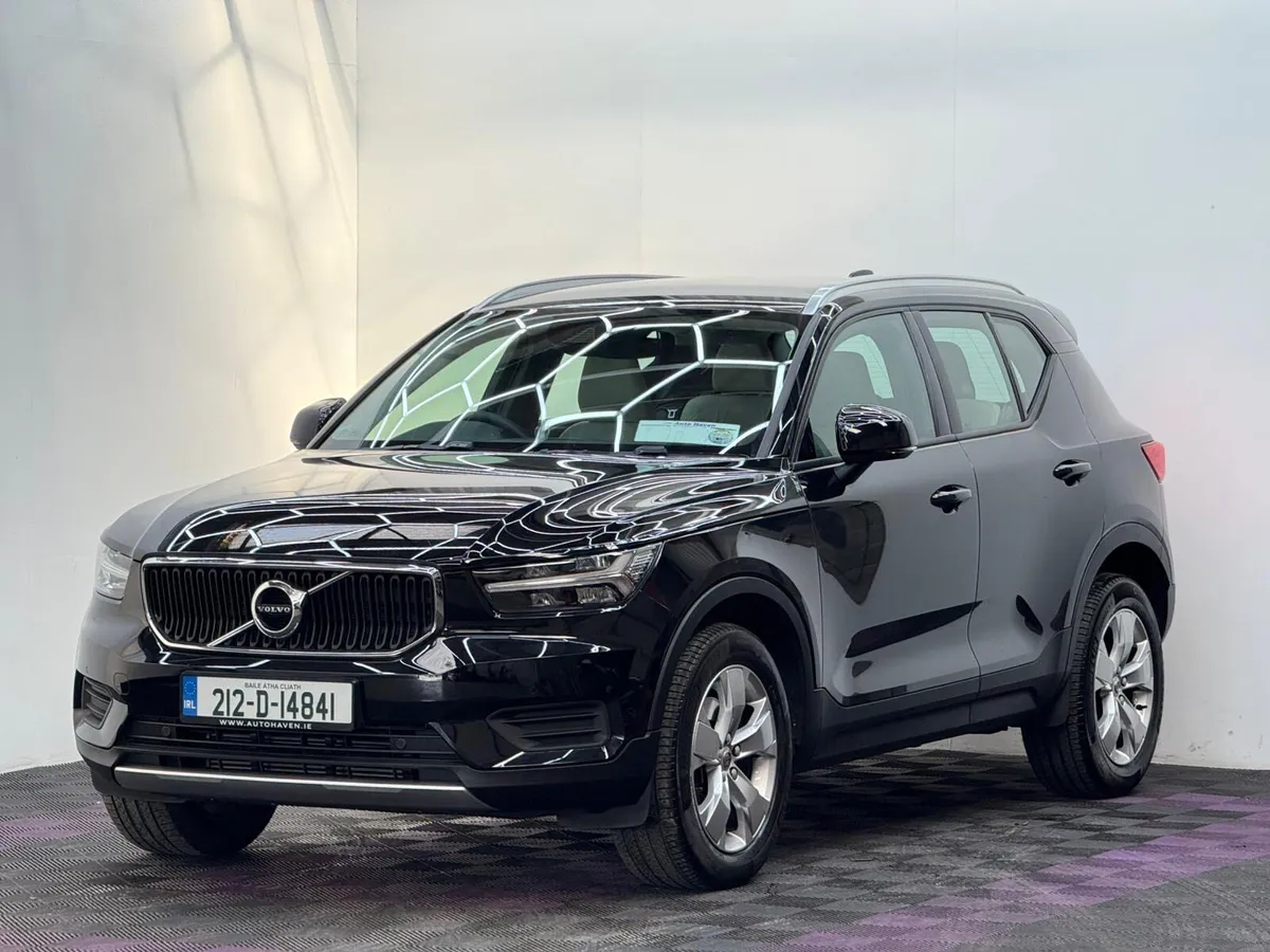 2021 Volvo XC40 1.5 Petrol, Automatic, Low kms - Image 3