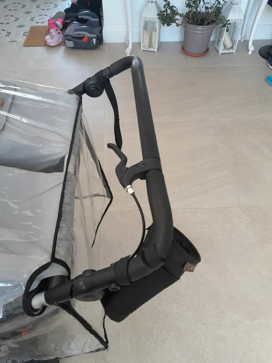 Buggy - Image 2