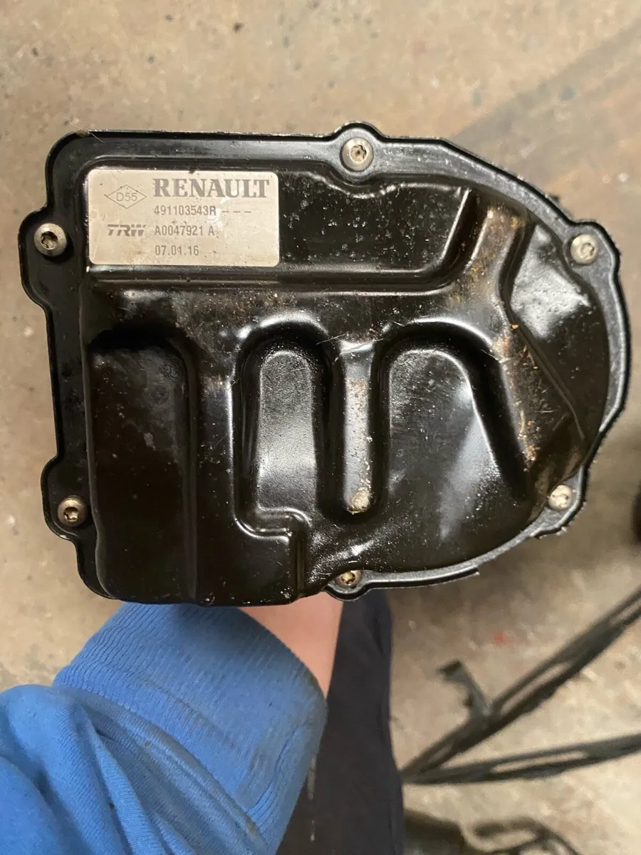 Electric power steering pump Renault master - Image 2