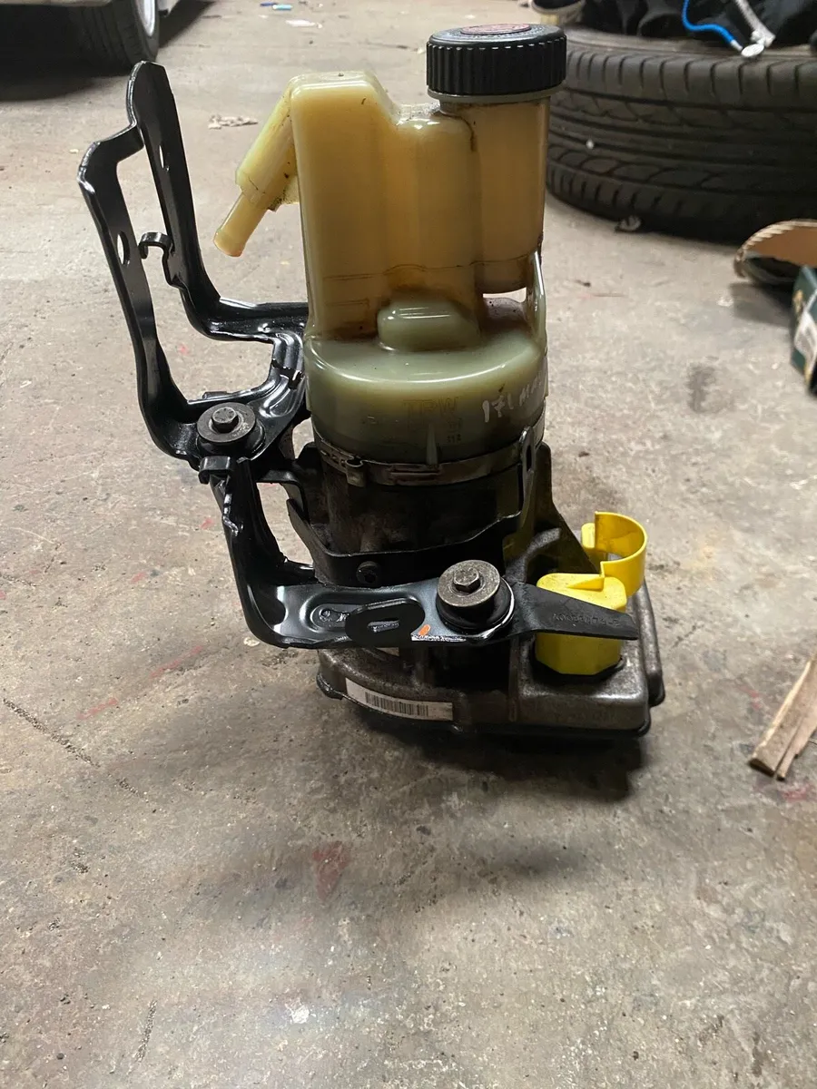Electric power steering pump Renault master - Image 3
