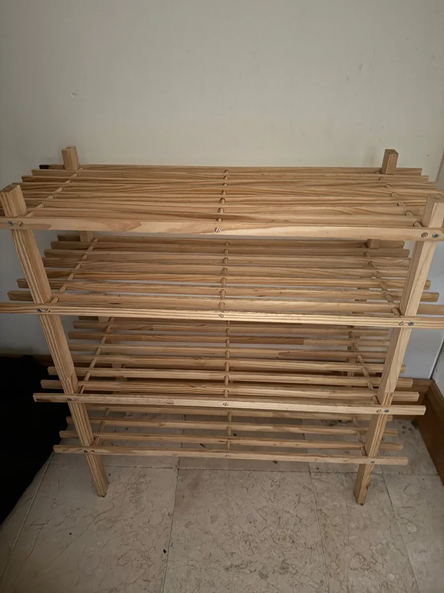 Shoe rack