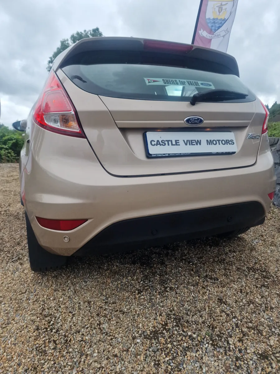 Ford Fiesta  1.2 - Image 4