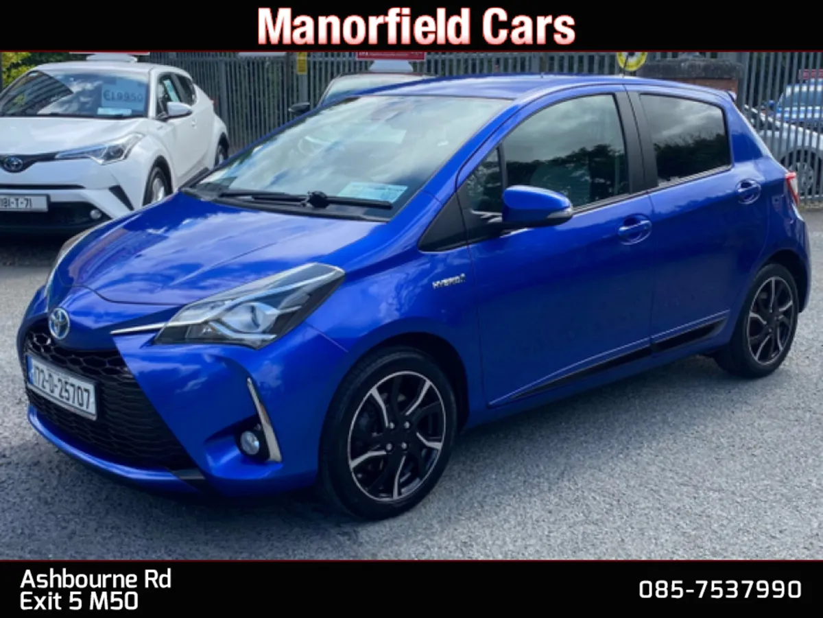 2017 172 Toyota Yaris 1.5 Petrol Hybrid Automatic - Image 4