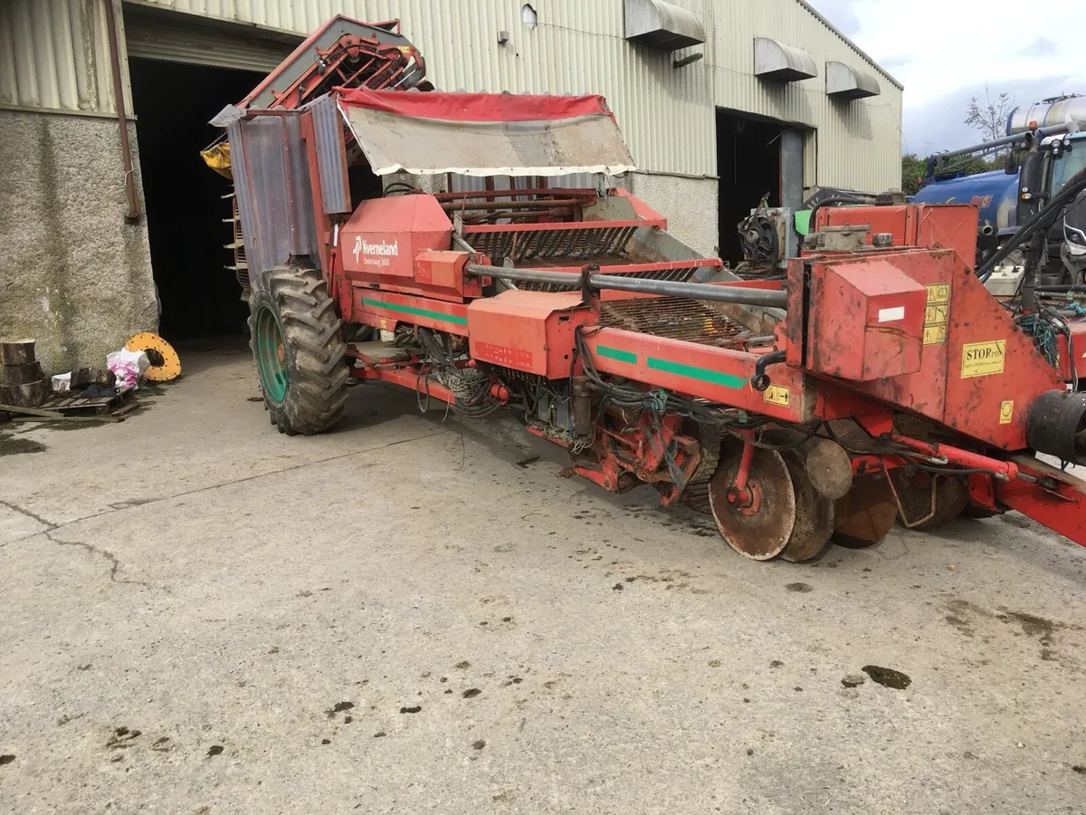 Kverneland potato harvester - Image 2