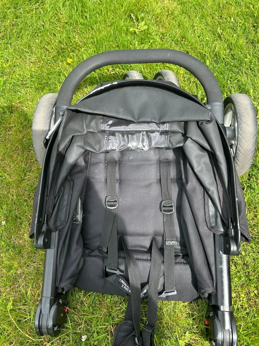 Baby pram - Image 1