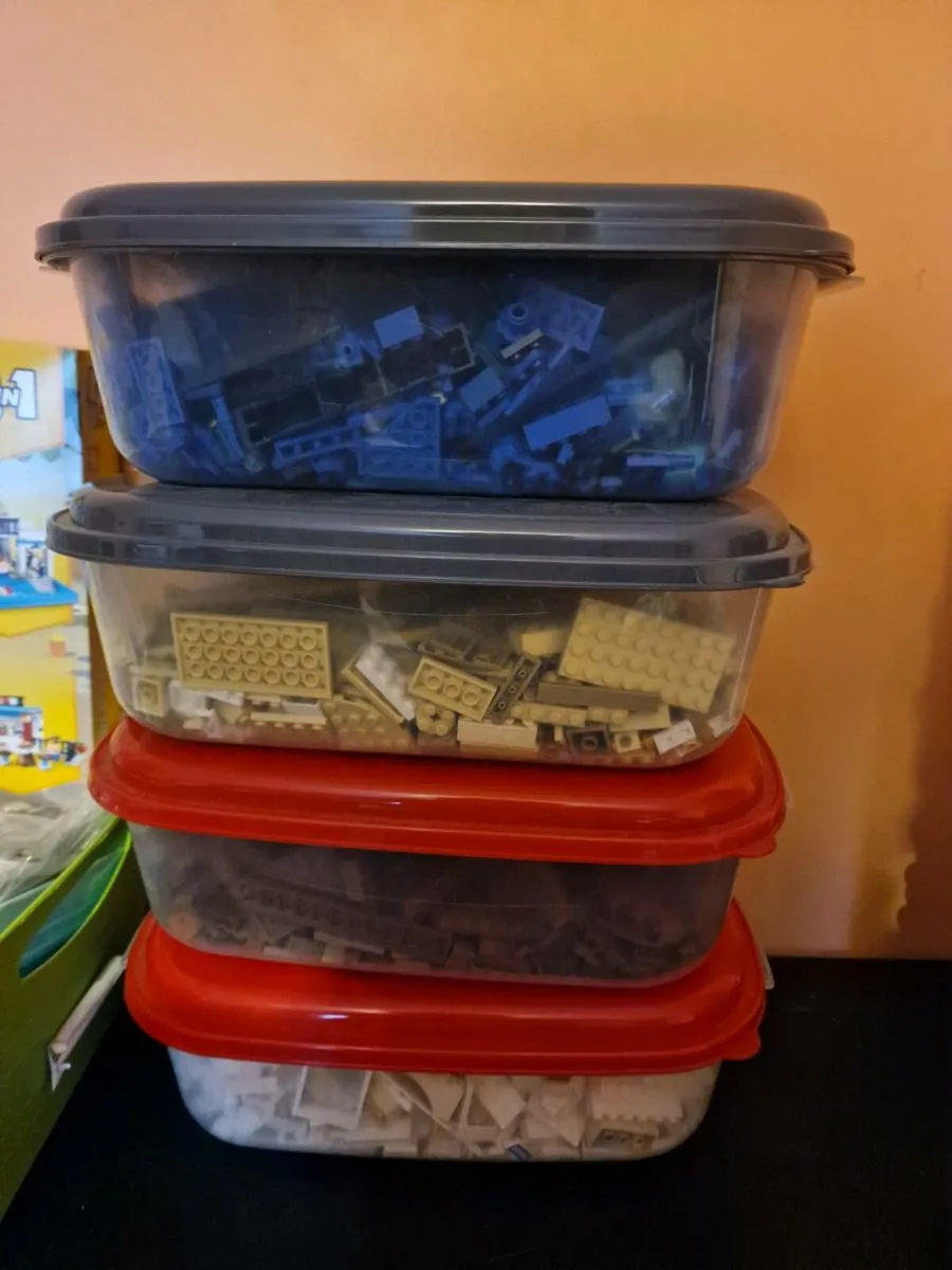 Lego - Image 2