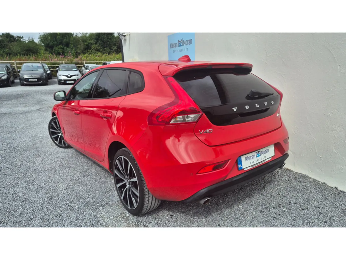 Volvo V40 D4 Auto - Image 3