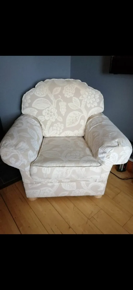 Armchairs - Image 2