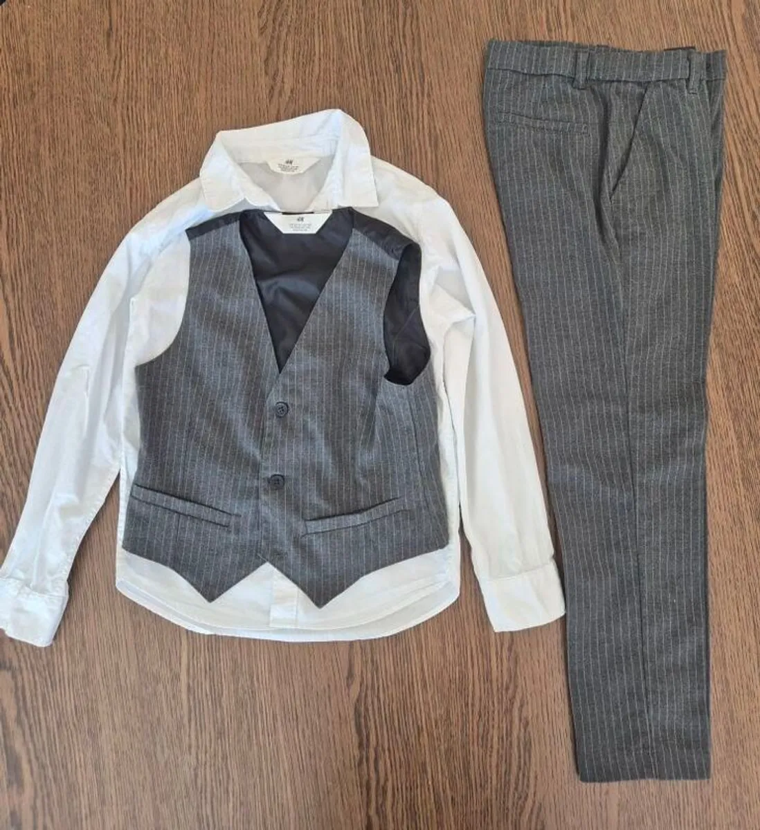 H&M Boys Suit - Image 1