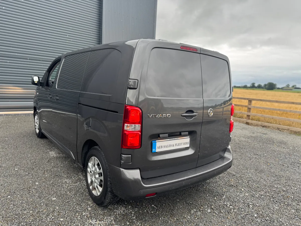 Vauxhall Vivaro Sportive 1.5 Diesel - Image 4