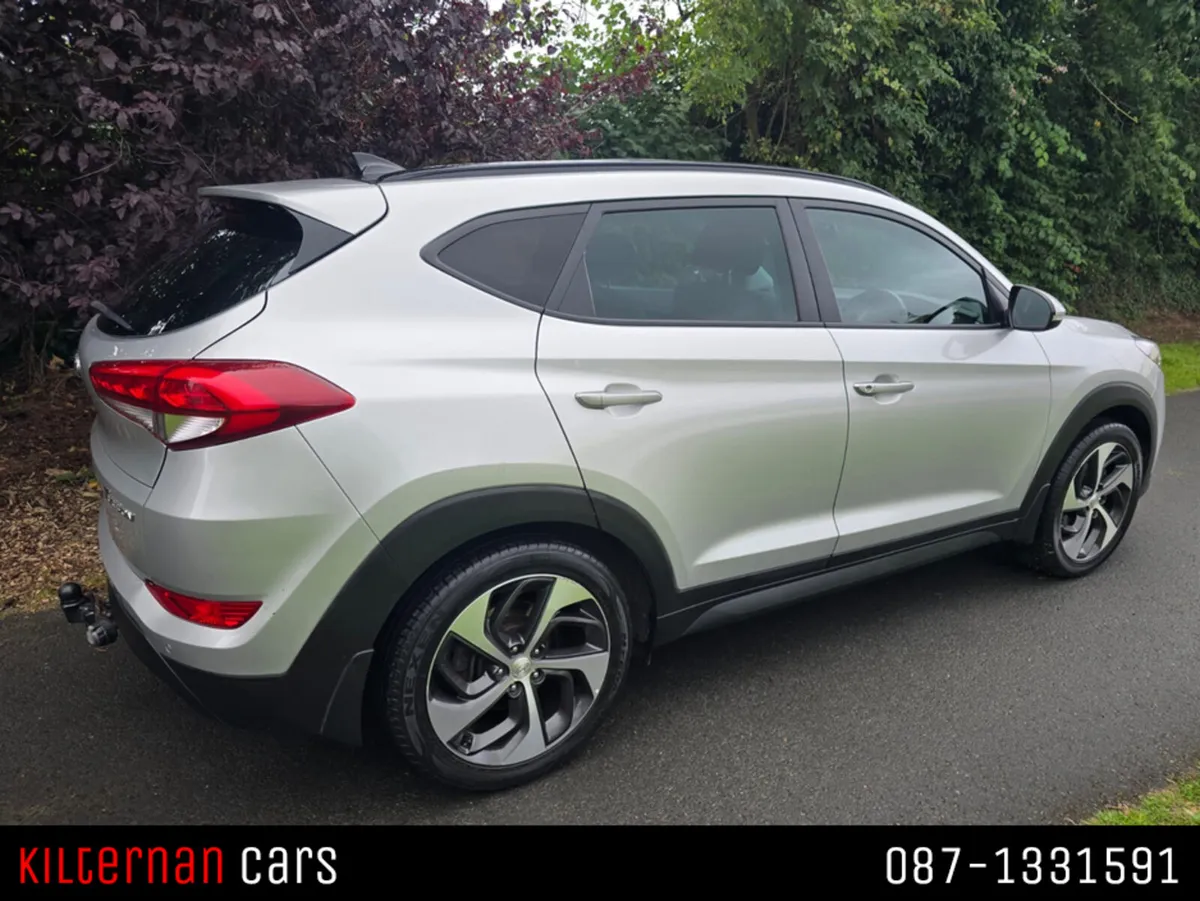 Hyundai Tucson IX35 PREMIUM SE 5DR - Image 4
