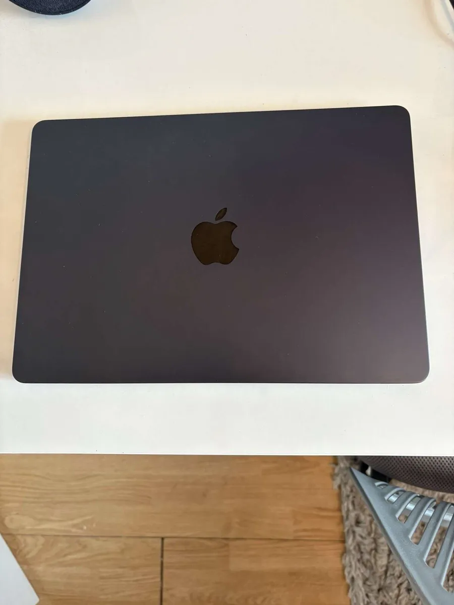 MacBook Air M2 2022, Midnight, 256GB - Image 2