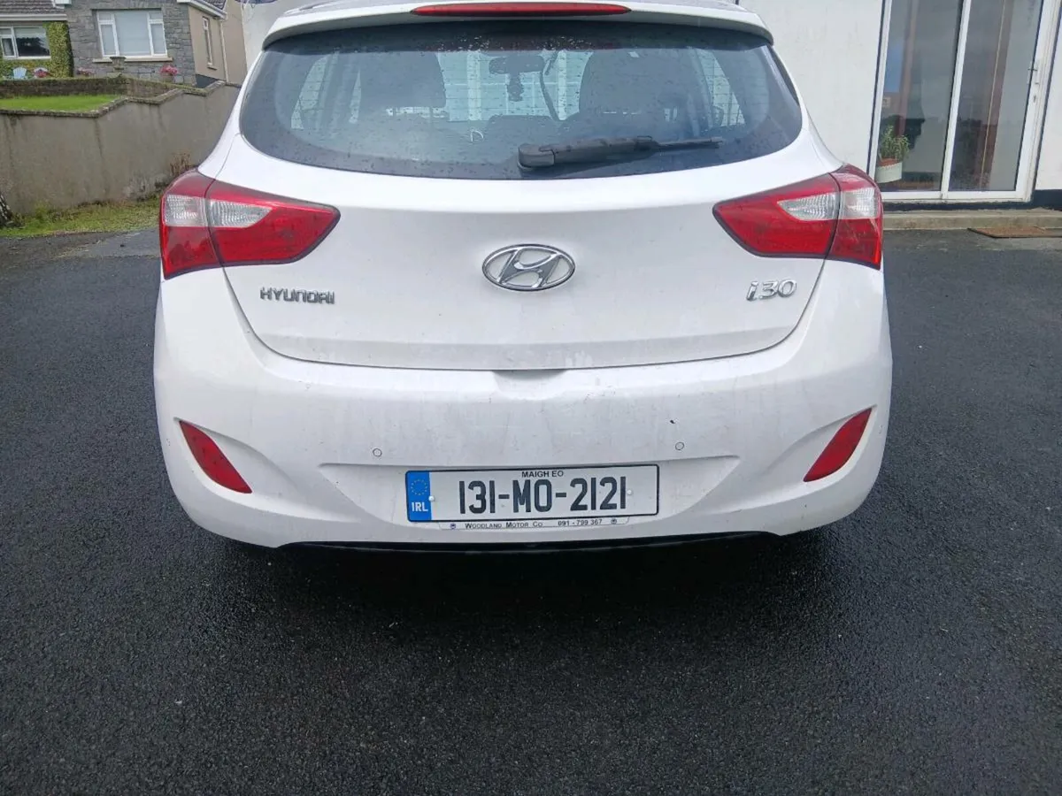 Hyundai i30 2013 - Image 2