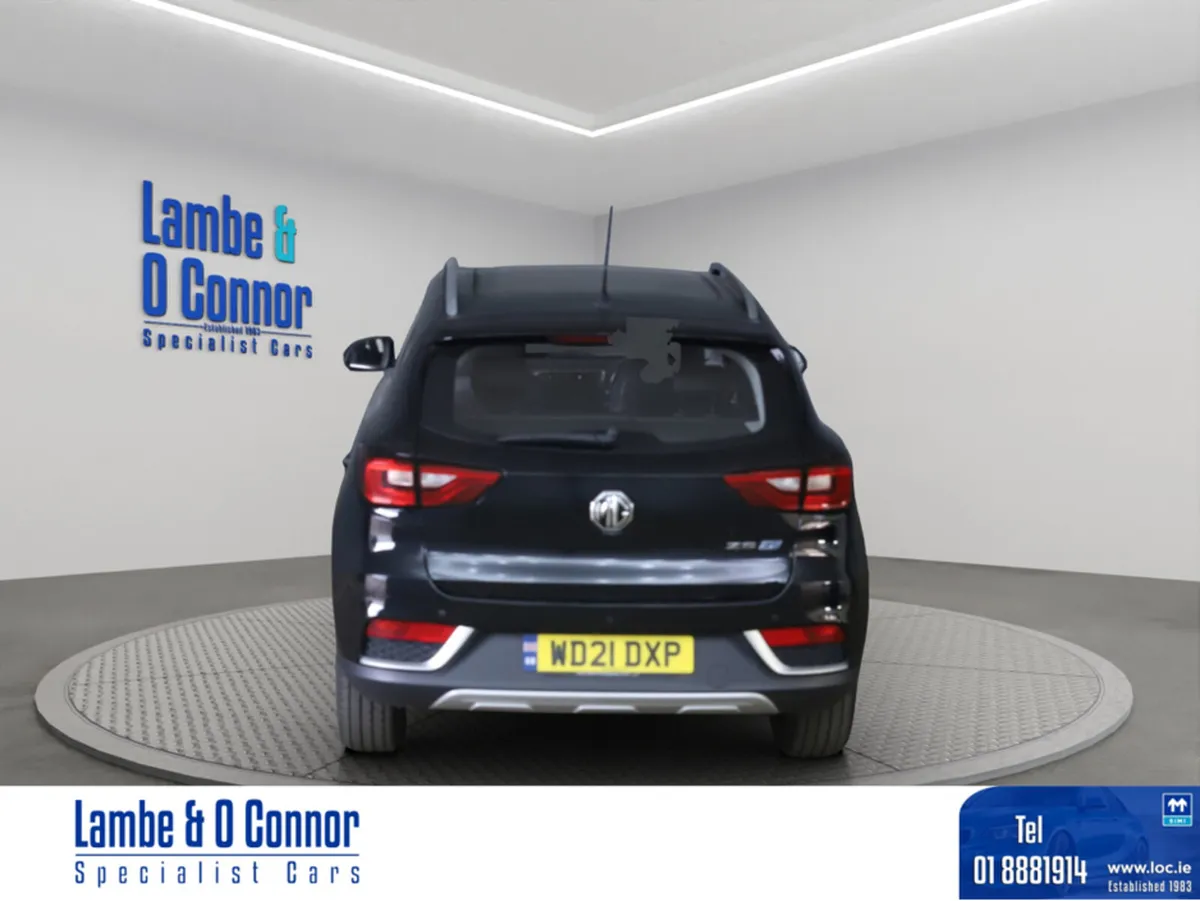 MG ZS EXCLUSIVE EV *** LEATHER **** PAN ROOF **** - Image 4