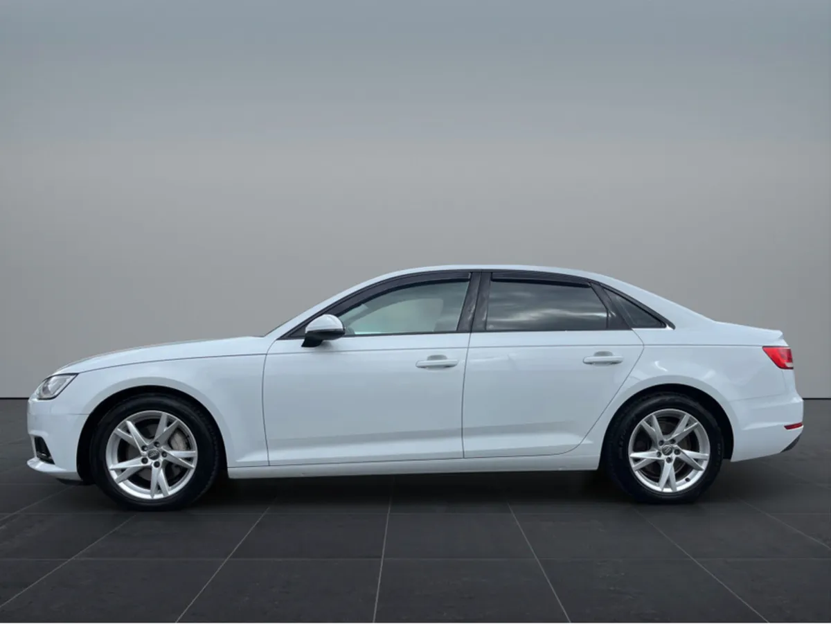 Audi A4 2.0 TDI SPORT ULTRA 190PS 4 - Image 4