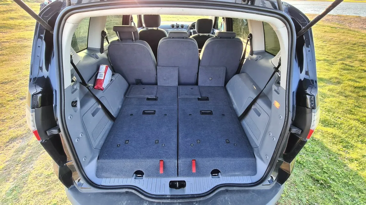 Ford S-Max 2009 - Image 3