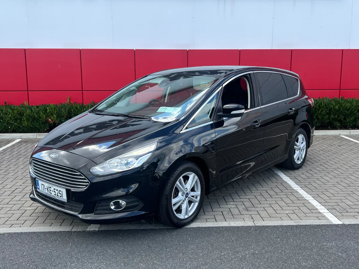 Ford S-Max 2017 7 Seats - Image 4