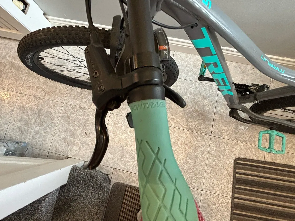 TREK  MARLIN 5 BIKE - Image 3