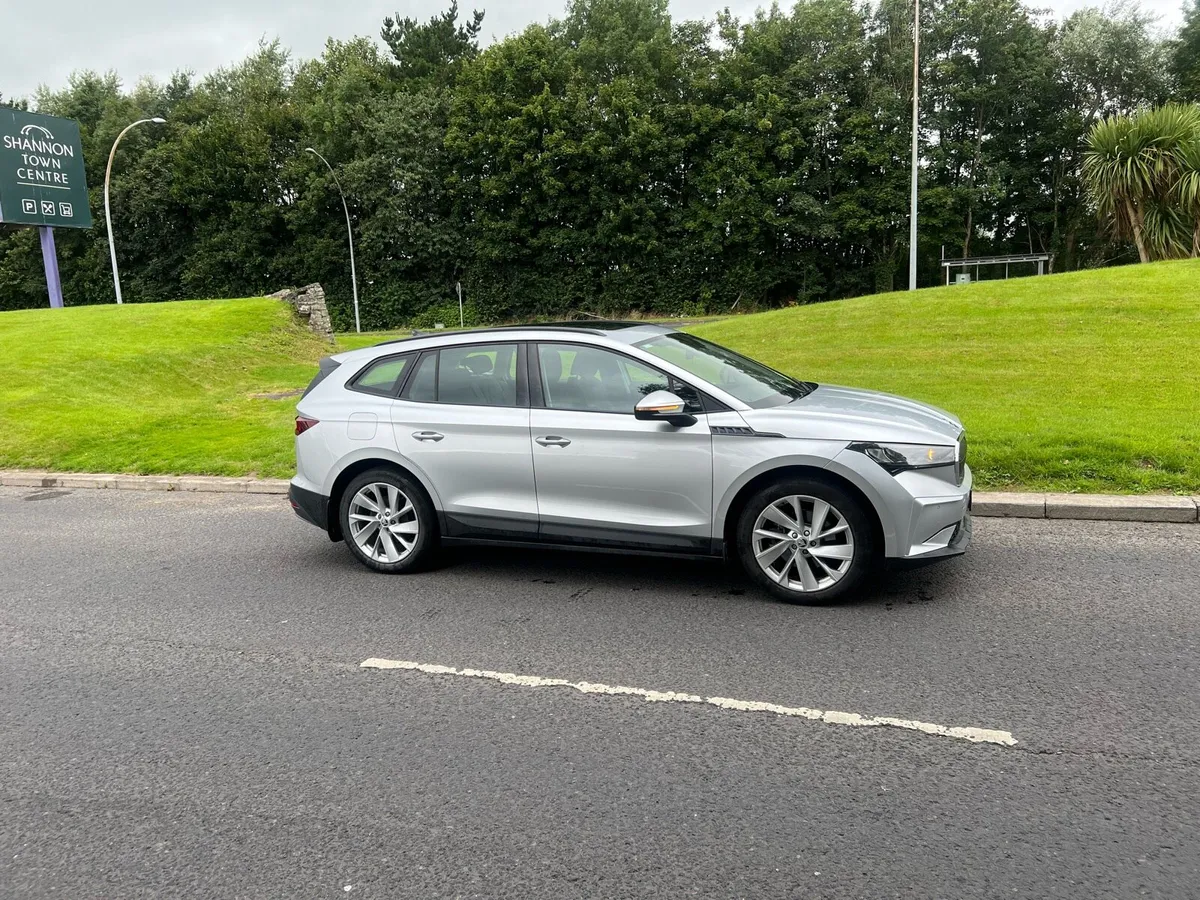 Car for sale - Image 2