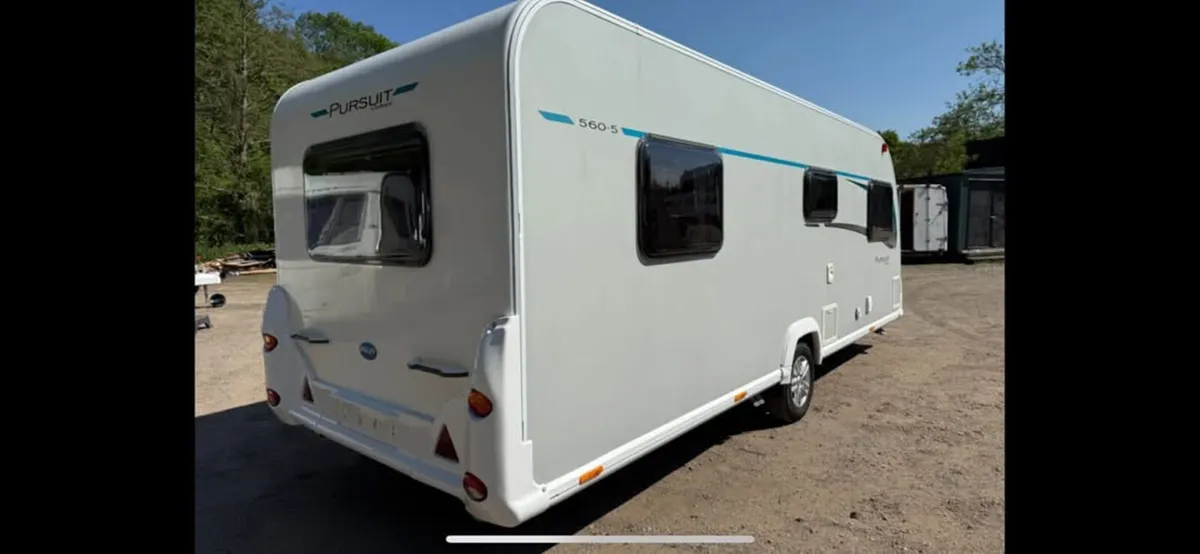 2015 BAILEY PURSUIT 560-5 5/6 BERTH CARAVAN - Image 4