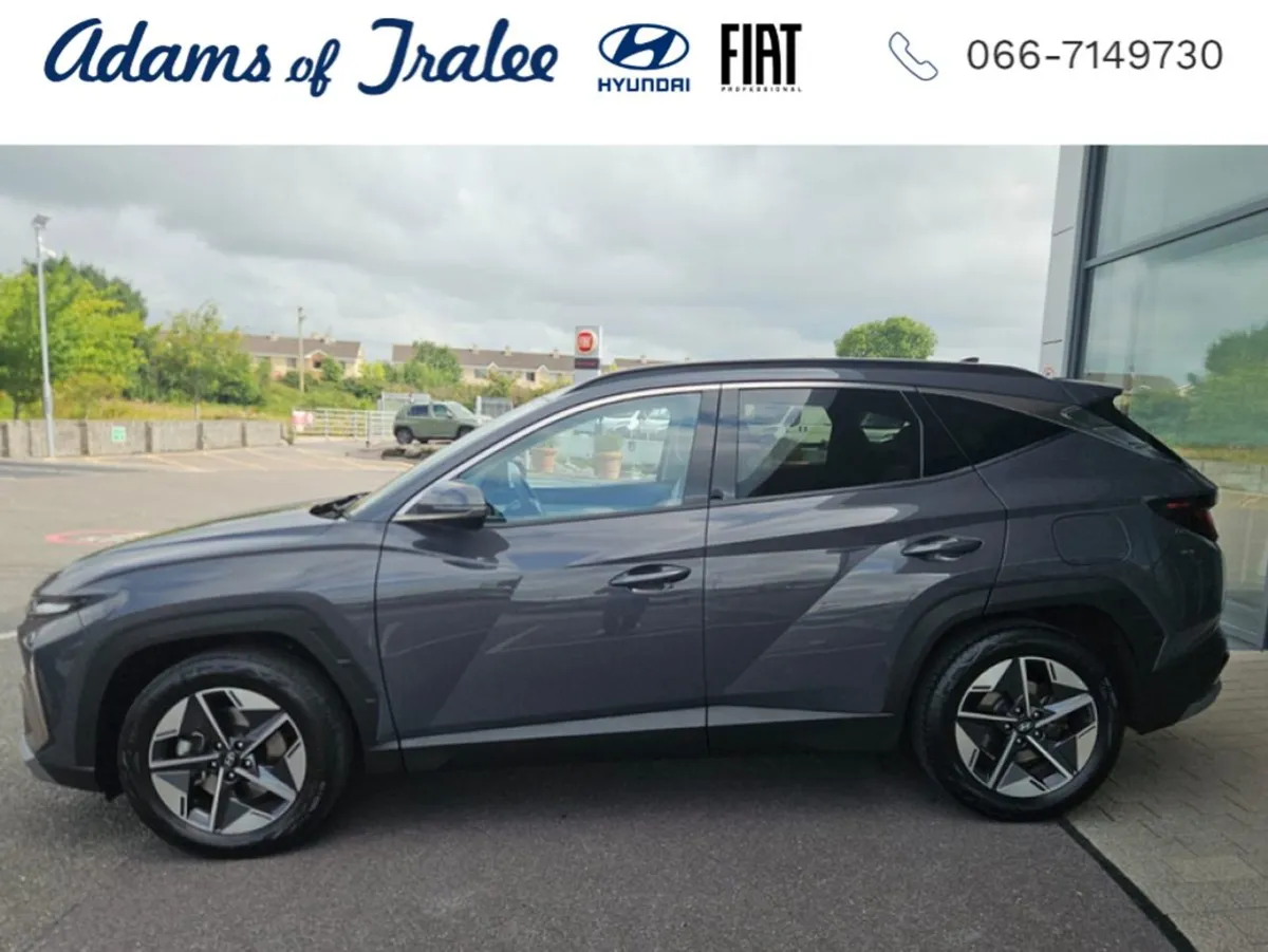 Hyundai Tucson Executive 5DR - Image 2