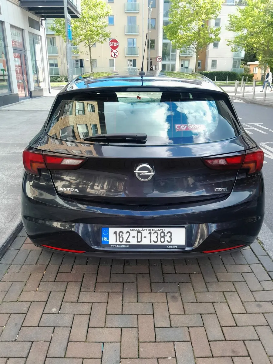 Opel astra 2016 nct 31/10/26 - Image 2
