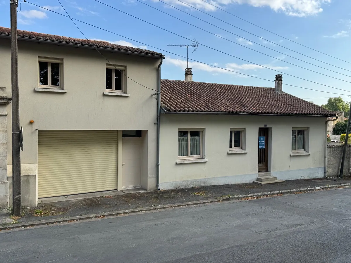 France;House for sale,  Mauze Sur Le Mignon, 79210 - Image 2
