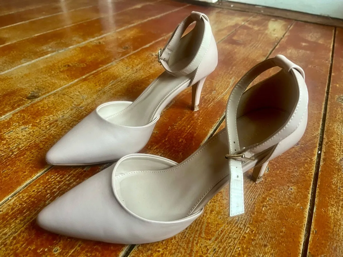 Carvela Heels dusk pink - Image 1