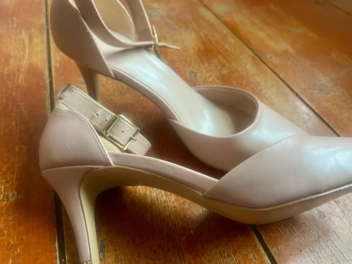 Carvela Heels dusk pink - Image 2
