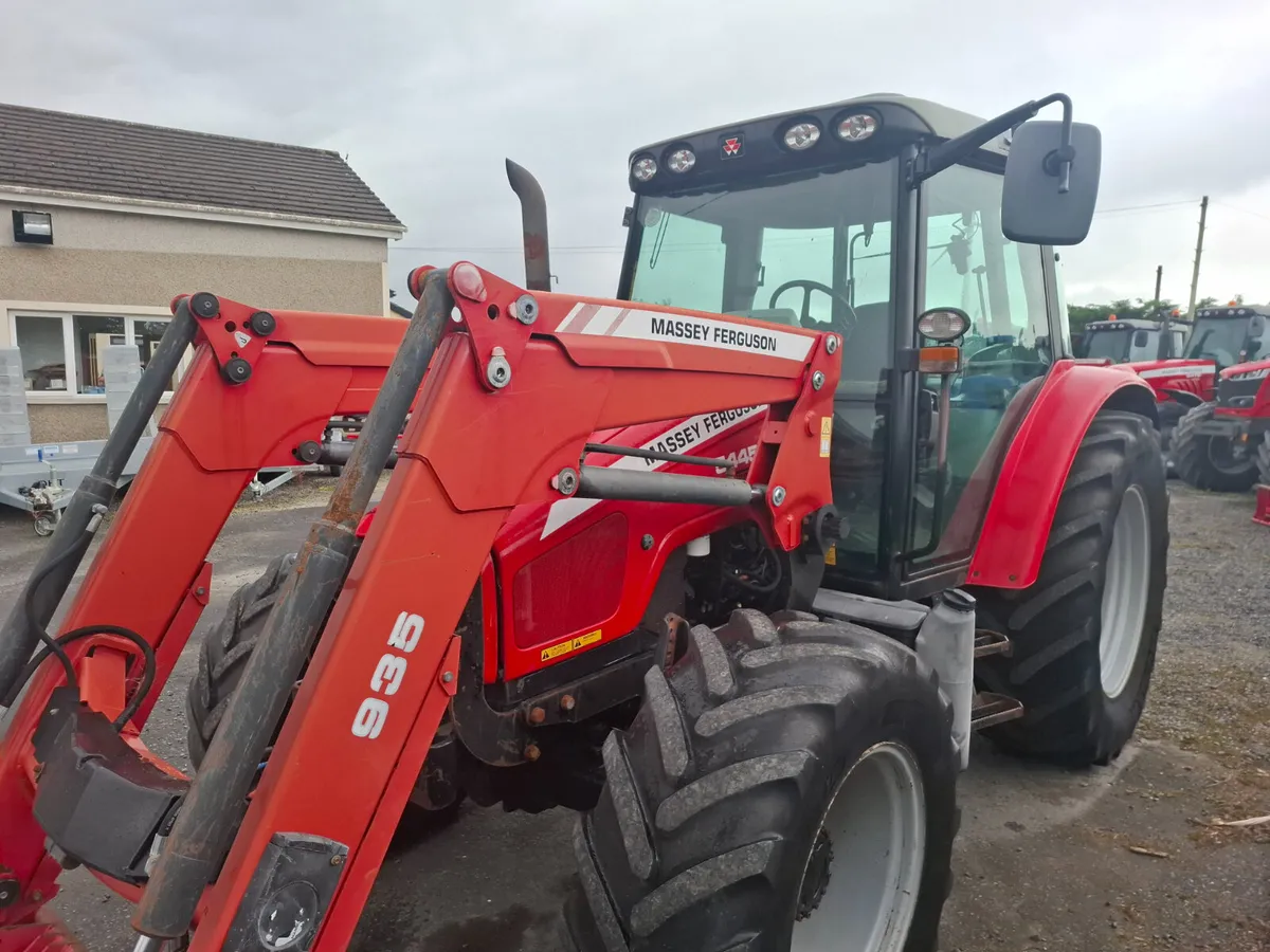 2008 Massey Ferguson 5445 - Image 2