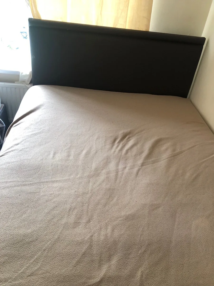 Double black bed - Image 3