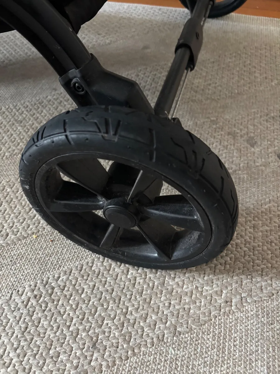 Baby Jogger City Mini GT2 All-Terrain Double - Image 3