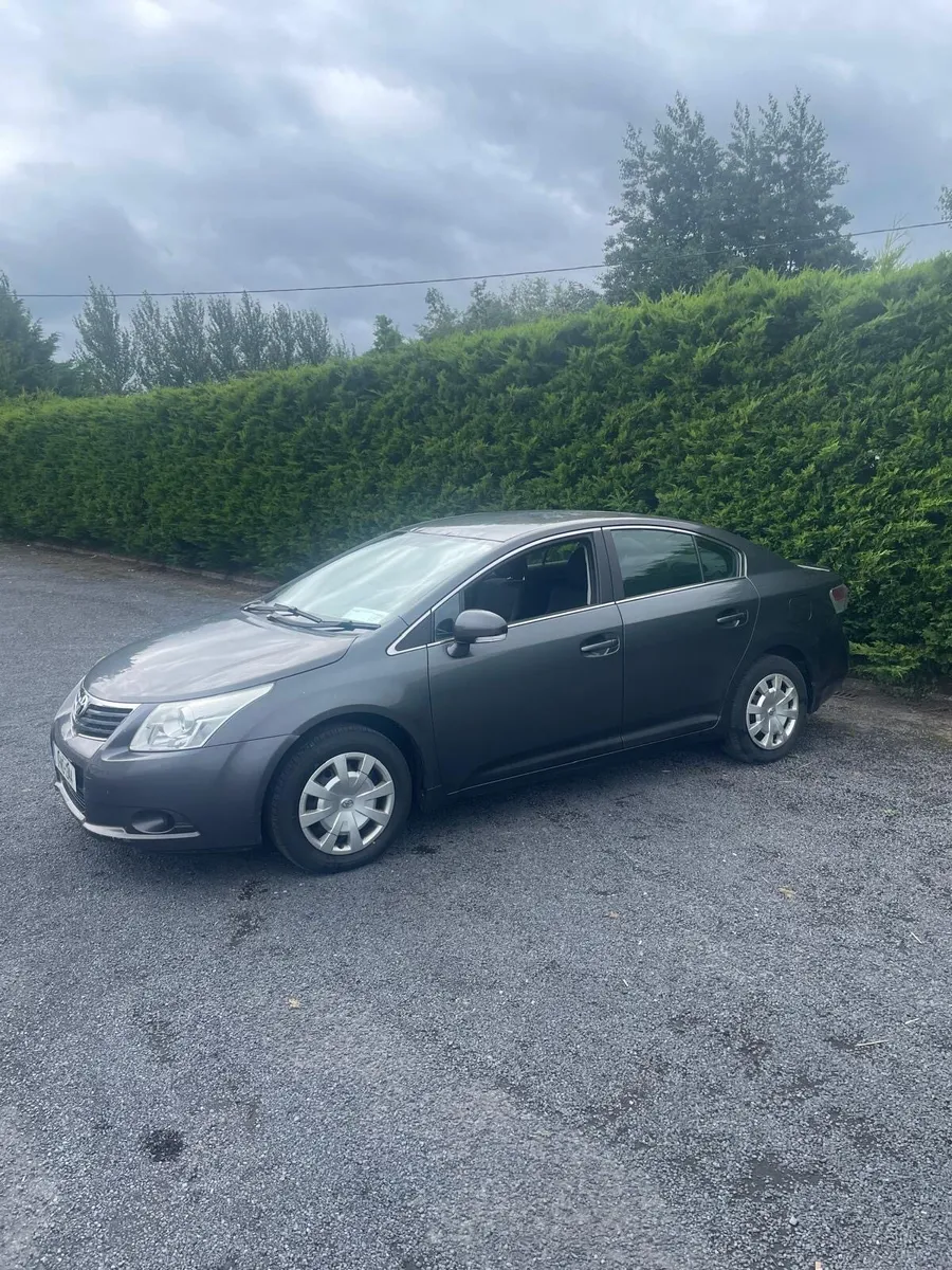 Toyota avensis - Image 4