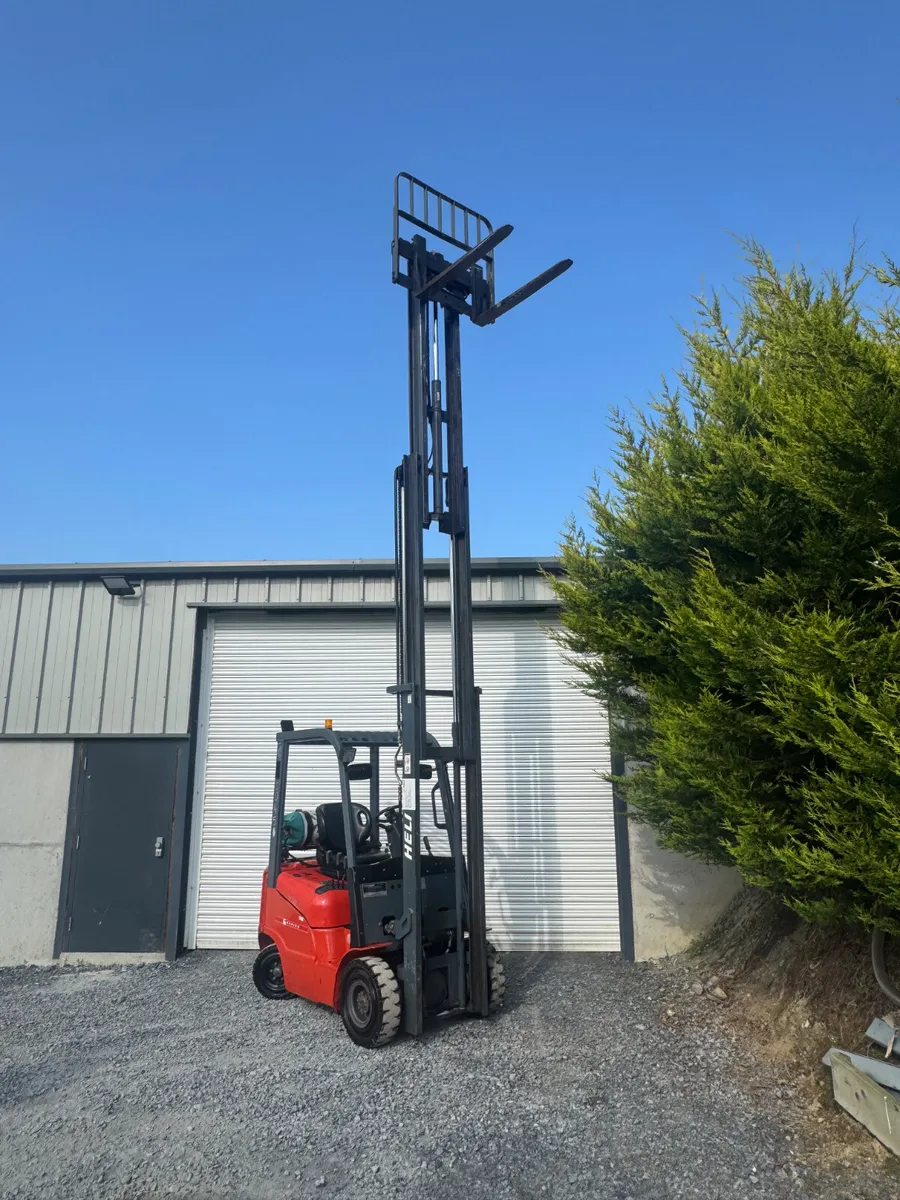 Heli Gas Forklift 1.8 ton - Image 2