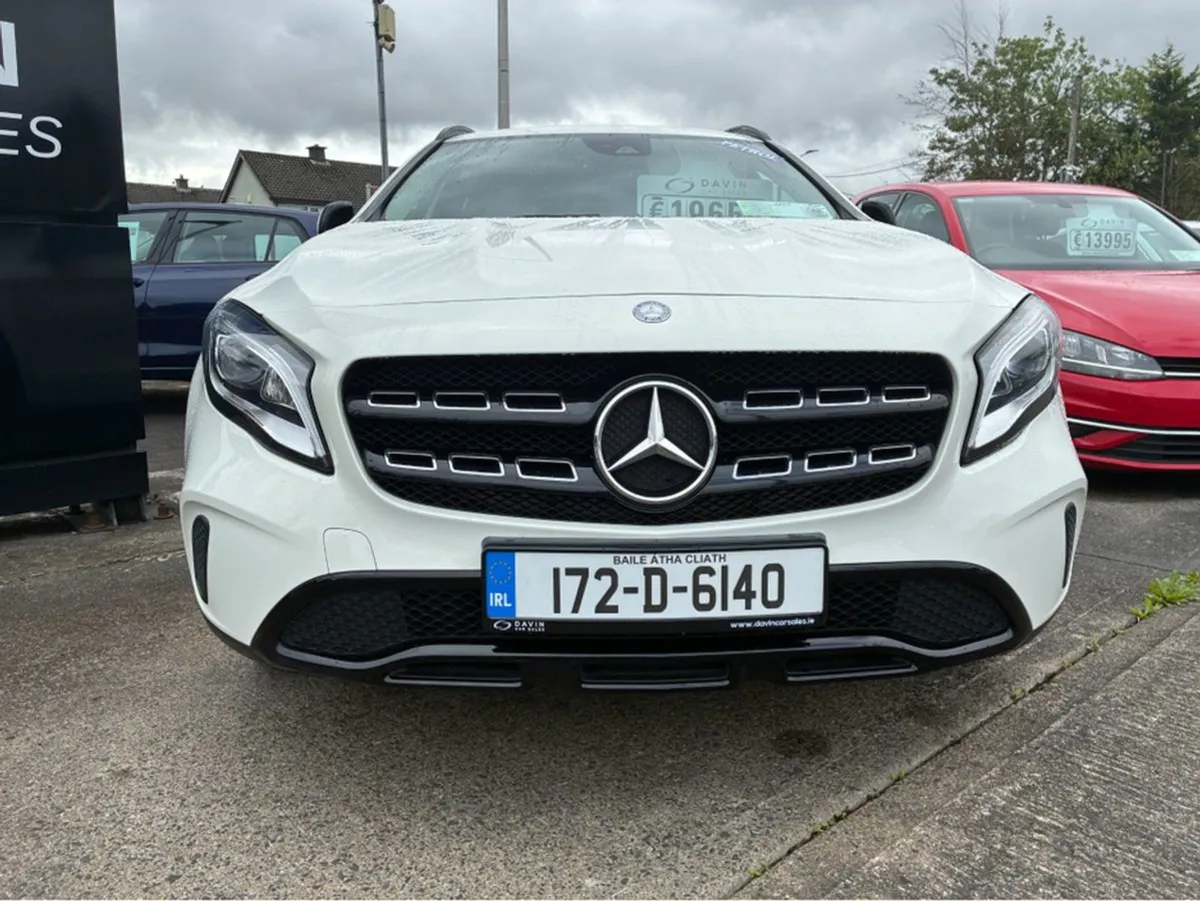 Mercedes-Benz GLA Class 180 Urban 5DR - Image 2