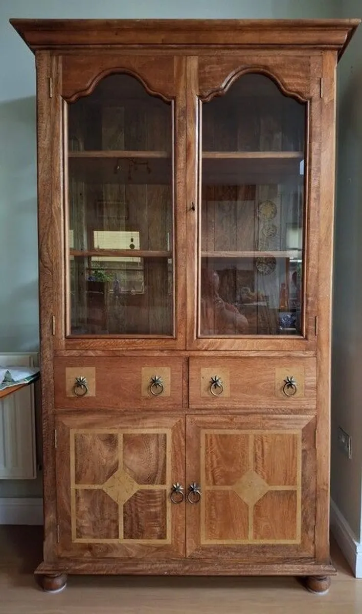 Flagstone Display Cabinet - Image 1