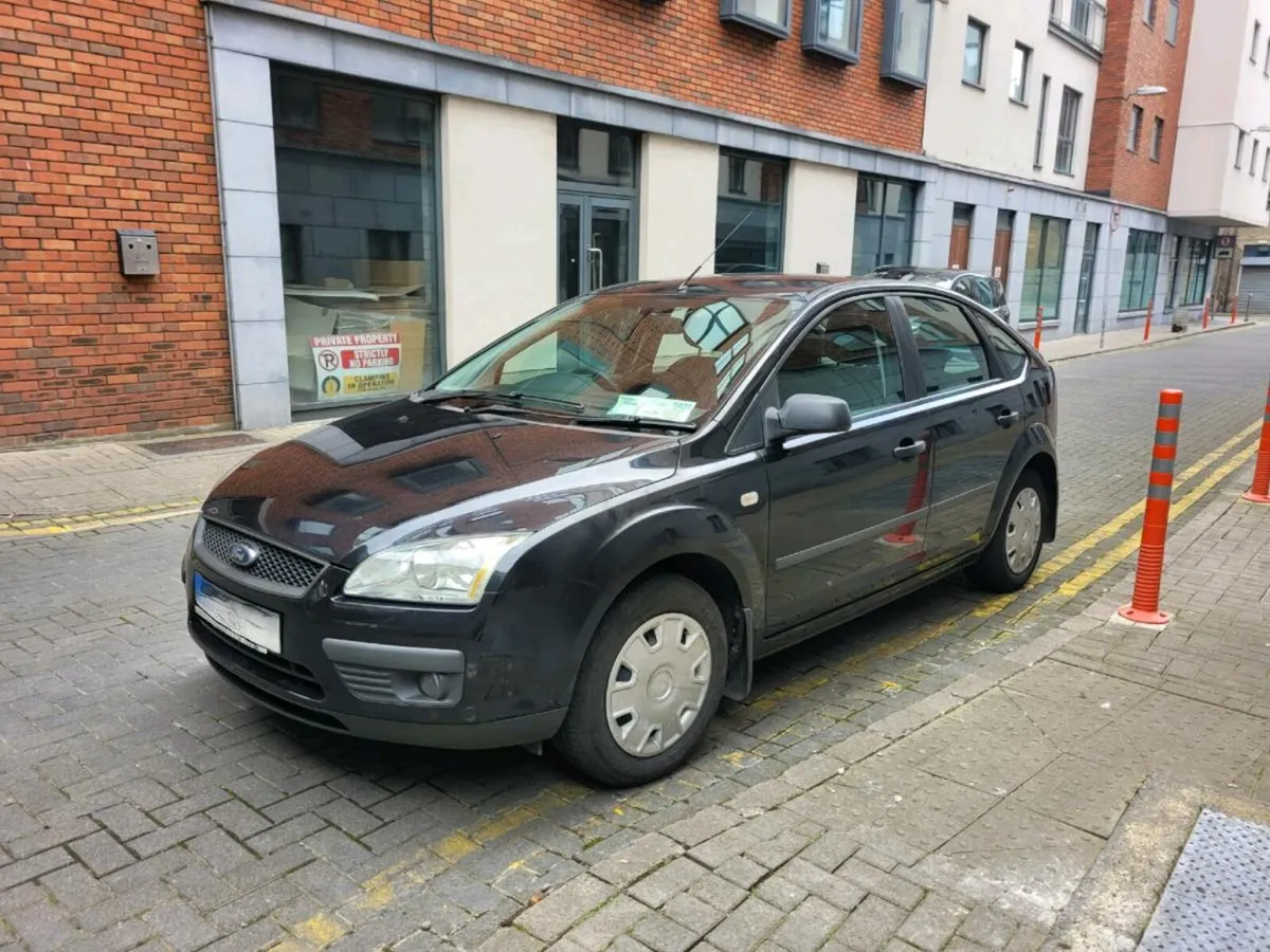 Ford Focus 06, black 1.4 Petrol - Image 1