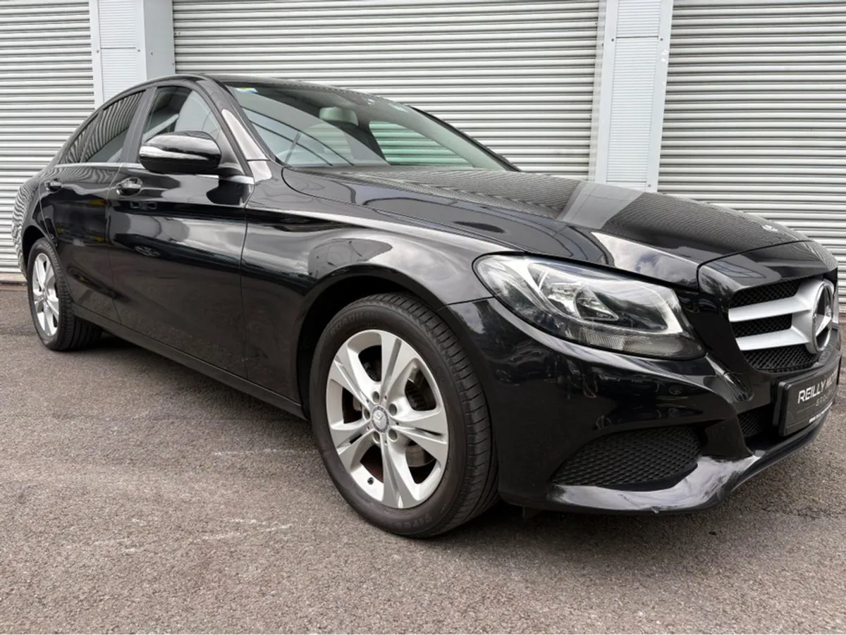 Mercedes-Benz C-Class C Series SE Executive 4DR A - Image 1