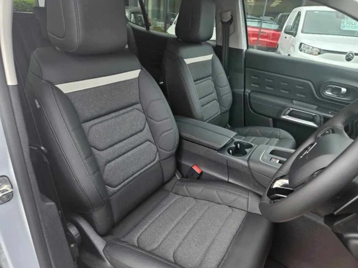 Citroen C5 Aircross Plus Pack Blue HDi - Image 4