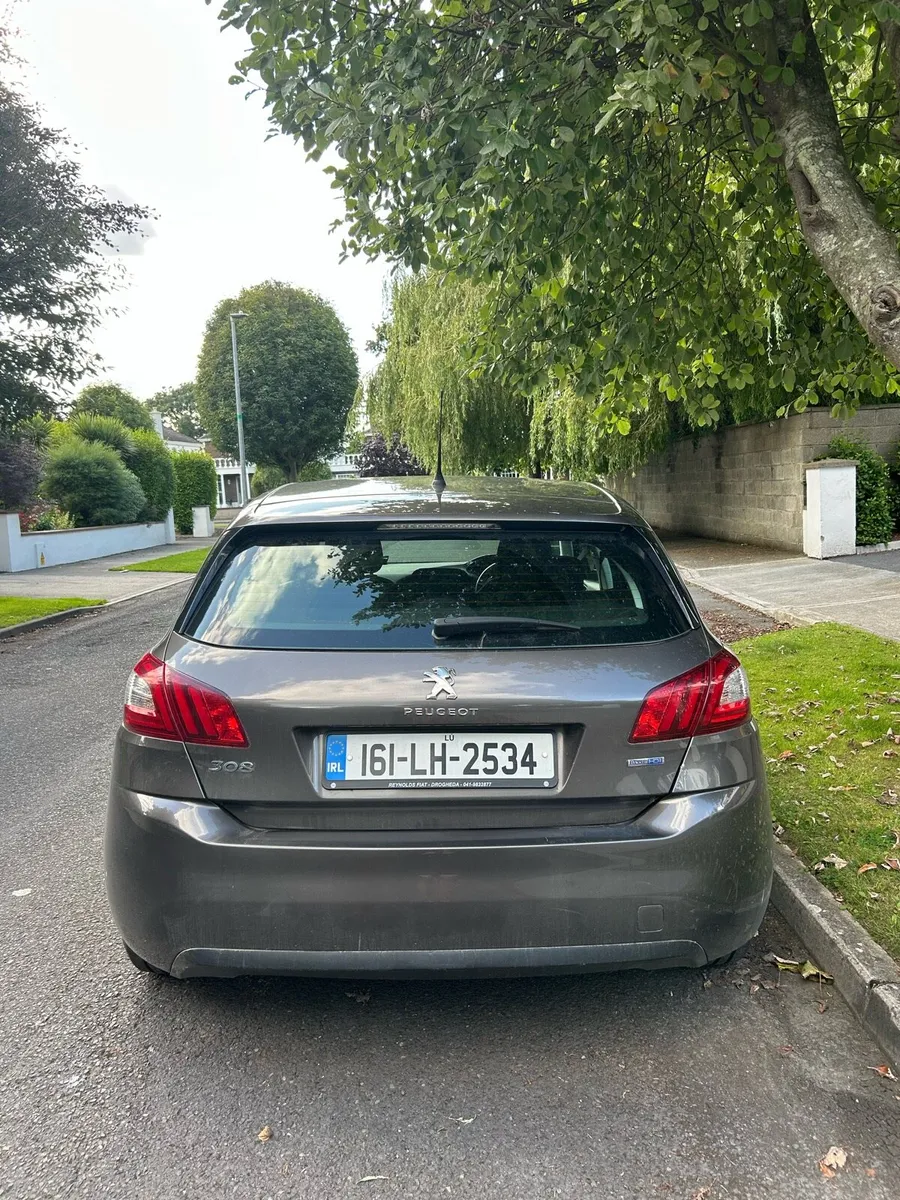 Peugeot 308 - Image 3