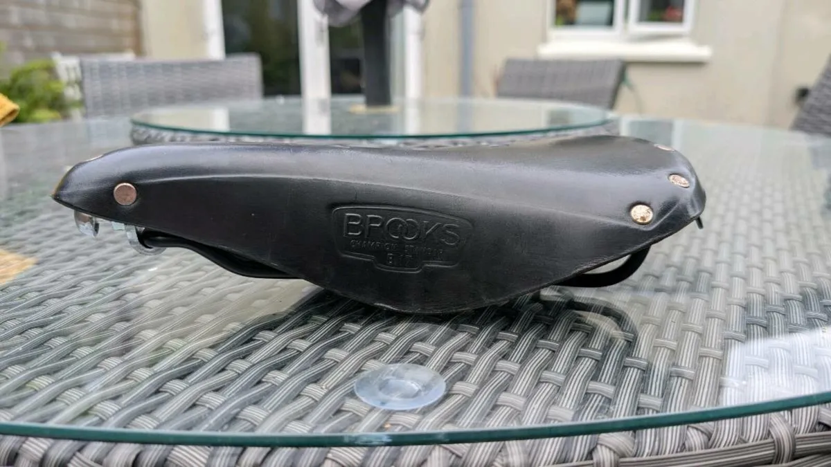 Brooks B17 Saddle - Image 2