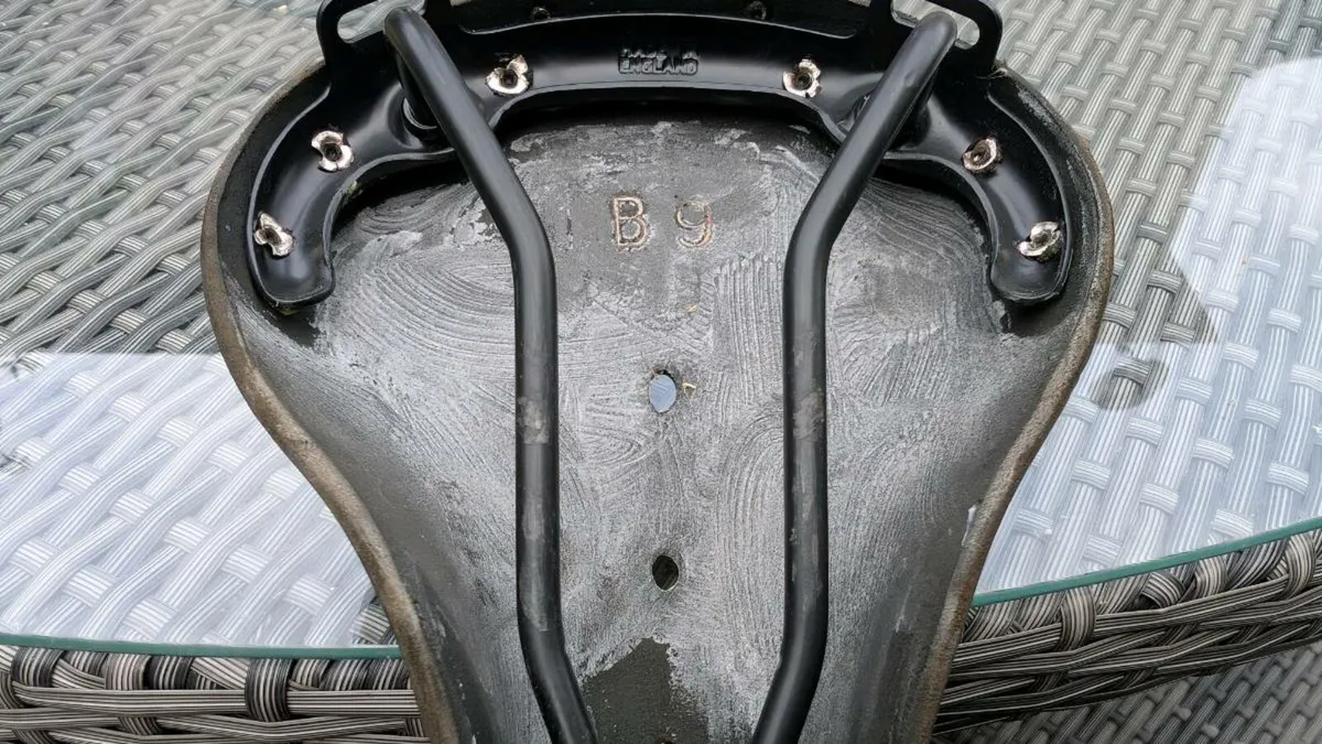 Brooks B17 Saddle - Image 3